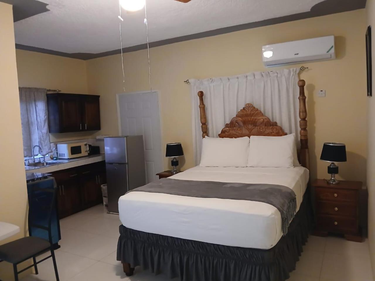 Runthings Hideaway Stay Negril Buitenkant foto